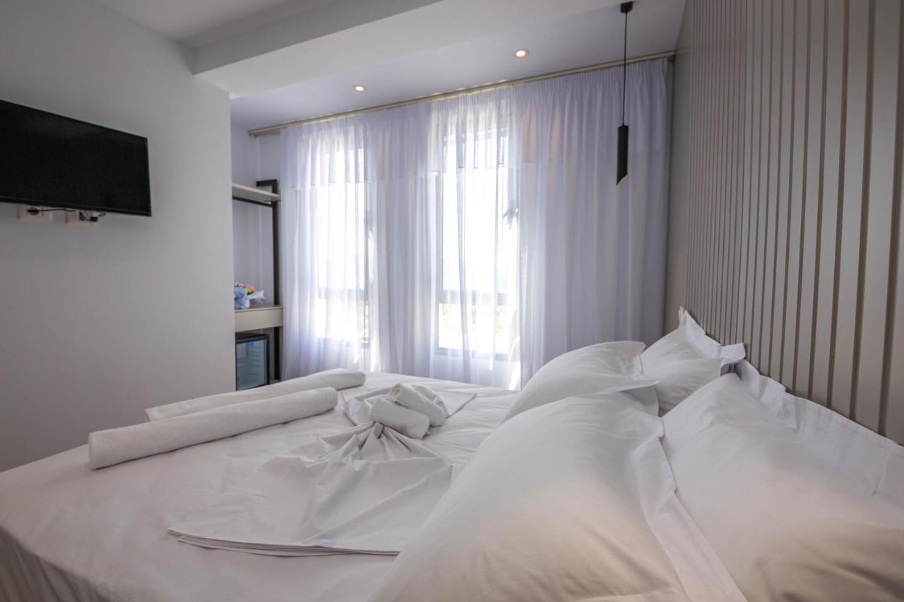 Hesperus Hotel Vlore Exterior photo