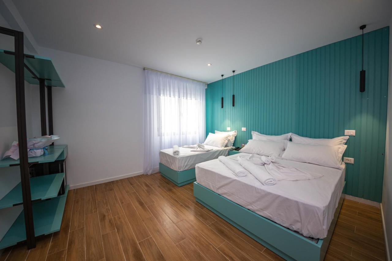 Hesperus Hotel Vlore Exterior photo